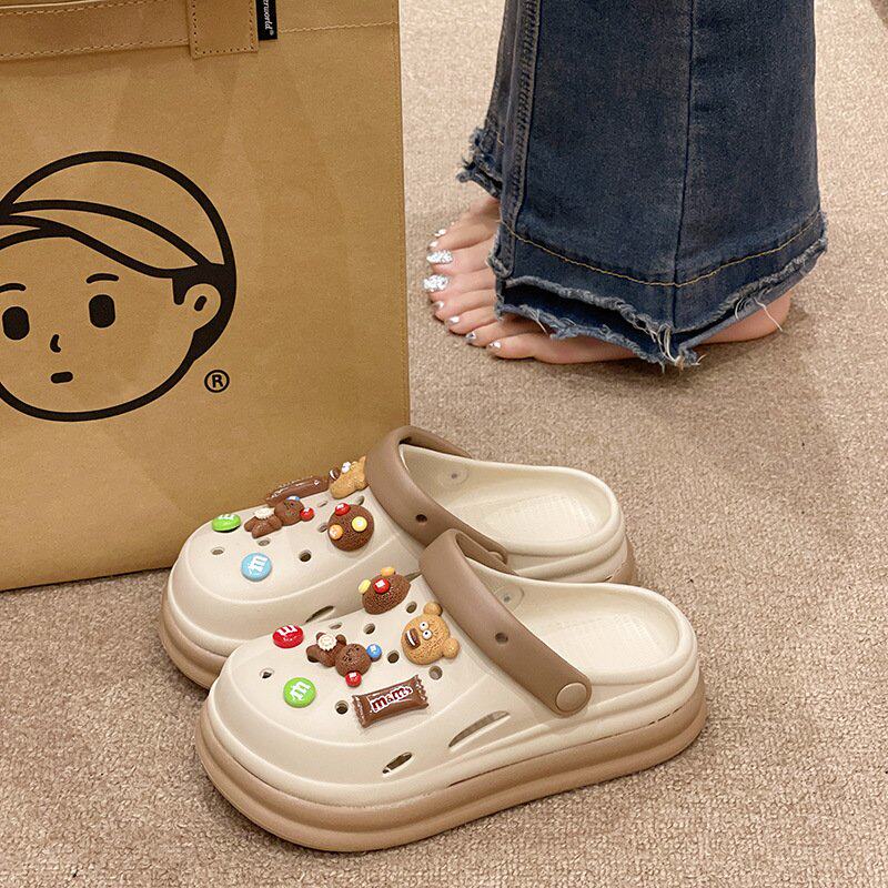 进口外穿洞洞鞋女夏季可爱巧克力小熊厚底防滑增高包头两穿沙滩凉