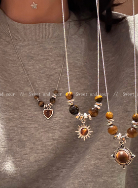 复古虎眼石吊坠项链女秋冬小众设计高级感毛衣链2025新款锁骨链潮