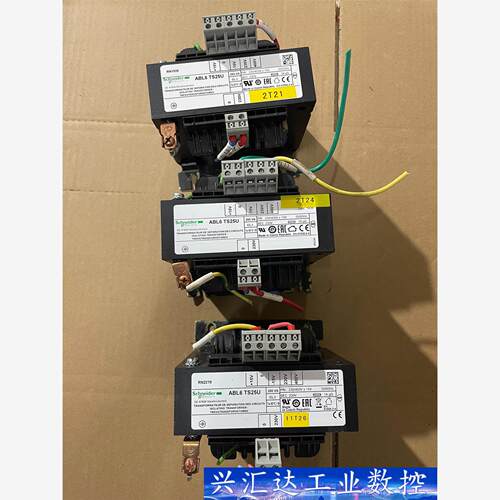 施耐德变压器ABL6TS25U。拆机橙色新，实物实拍。不 议价商品
