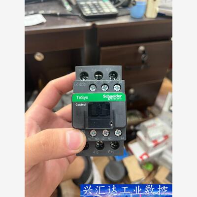 施耐德LC1D32CC7C 接触器 全新未使用  询价下单