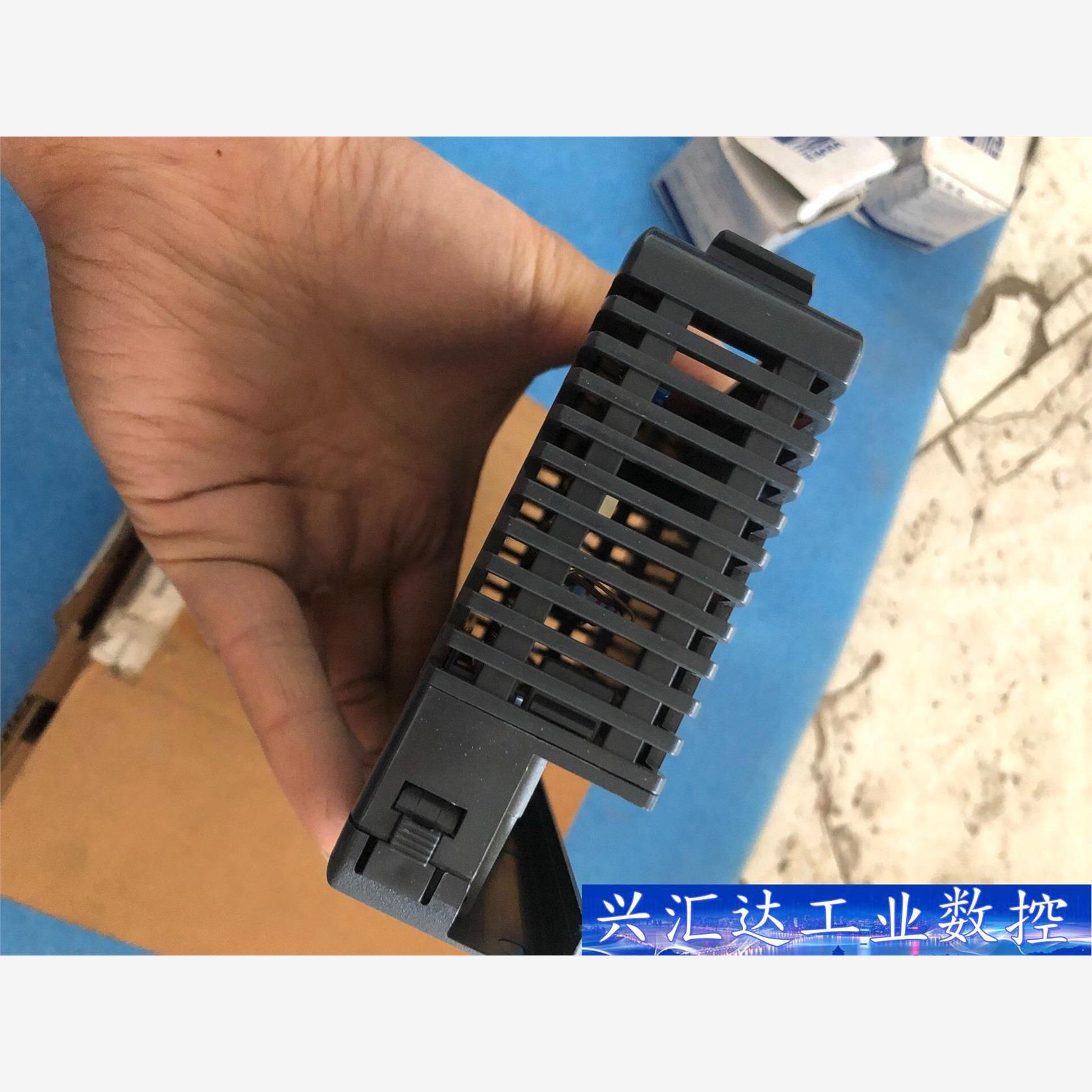 INPT     D4-16ND2  12-24VDC  询价下单