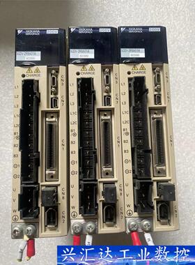 安川伺服驱动器400瓦三个，型号sgdv 2r8a01a00  询价下单