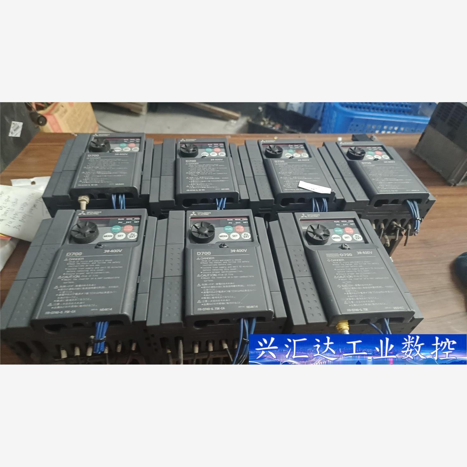 三菱变频器750瓦型号FR-D740-0.75K现货7台成色  询价下单