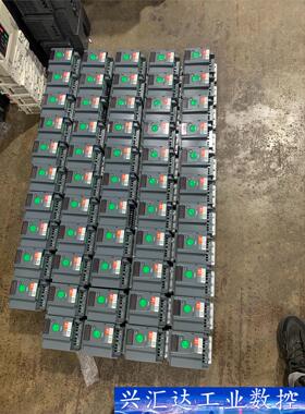 施耐德ATV310变频器2.2KW，实物拍摄，成色9成新，功 议价商品