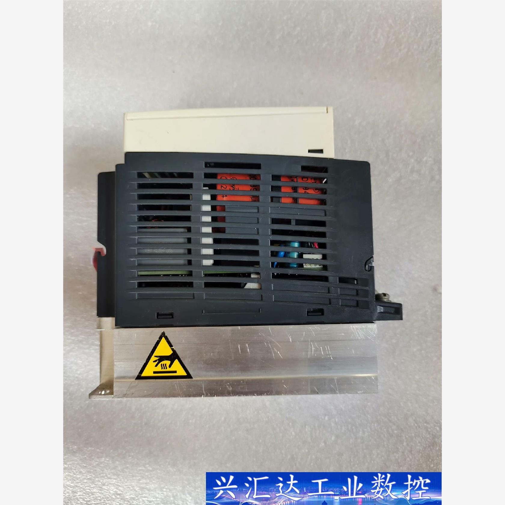 施耐德变频器ATV12H055M2 0.55kw/220v  询价下单