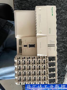 施耐德plc，实物拍摄，功能包好，主机：tm258ld42d  询价下单
