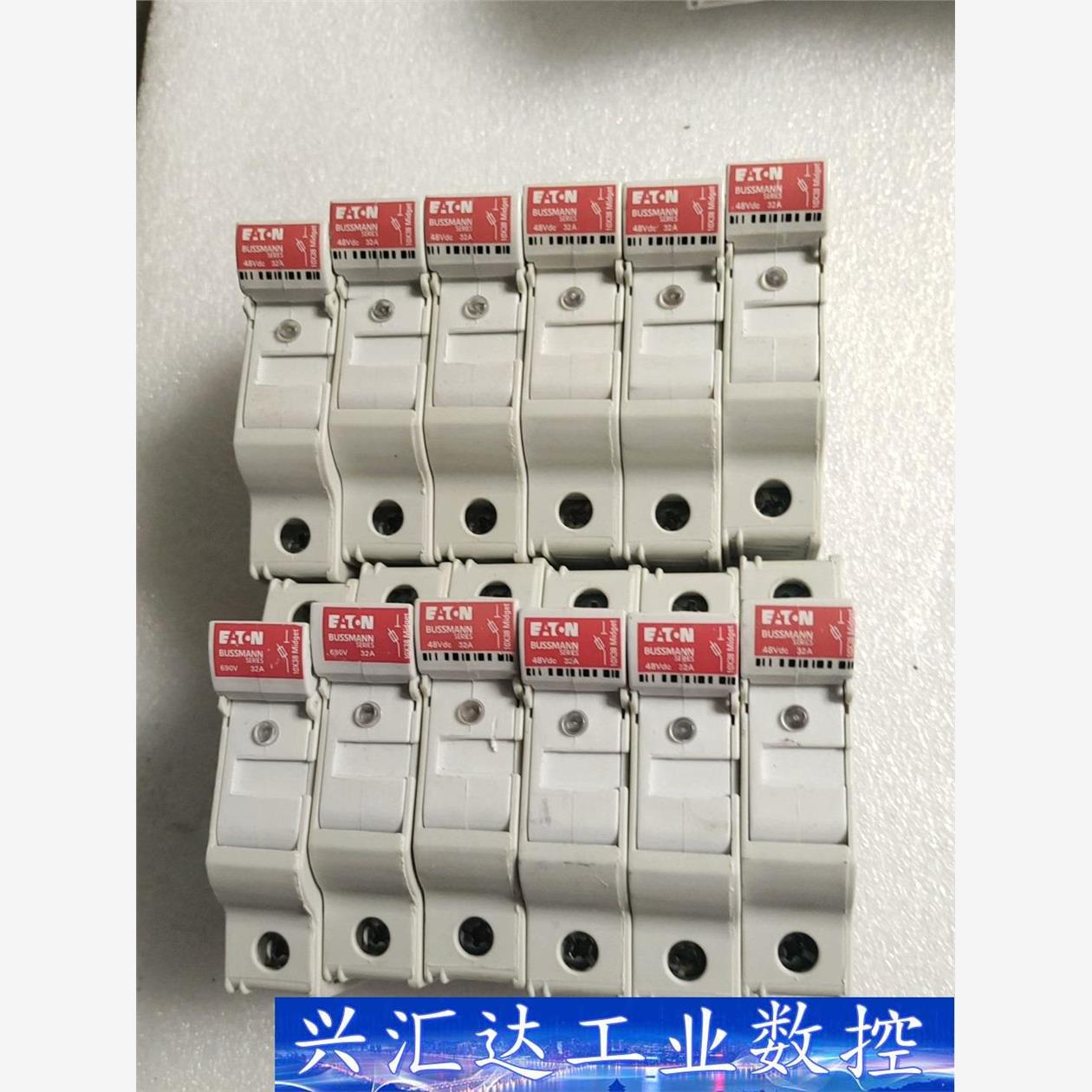 巴斯曼CHM1DU BUSSMANN进口10X38保险丝座3  询价下单