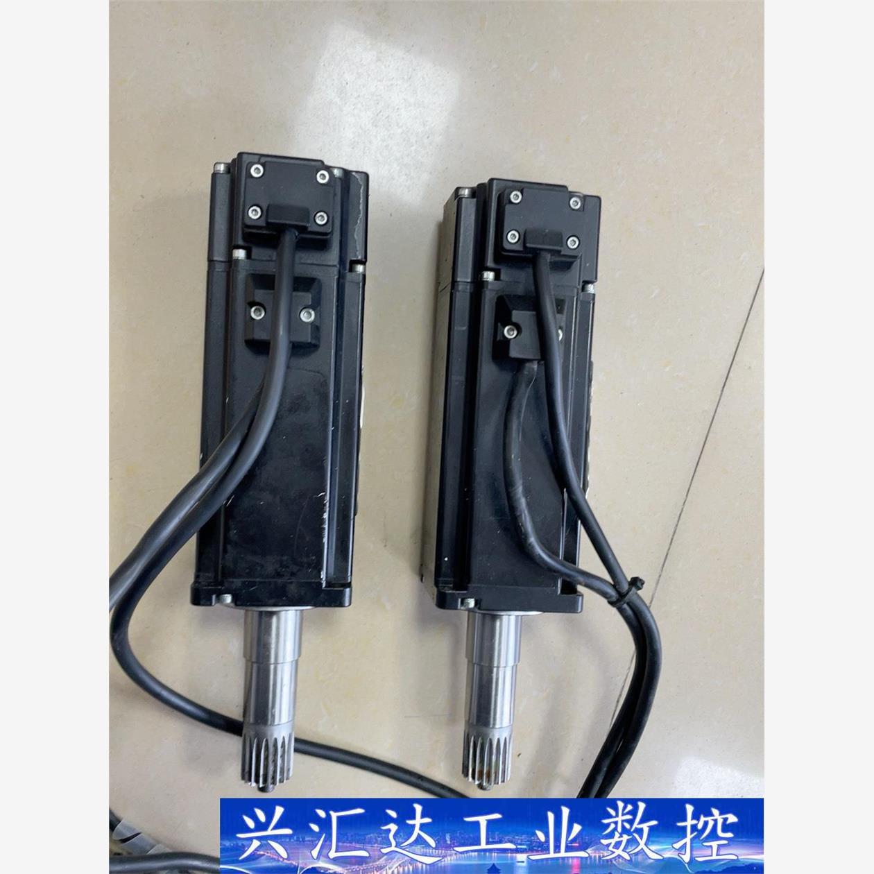 SMSA-601S32EDM1  拆机伺服电机2个，功能包好  询价下单