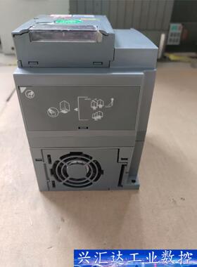 施耐德变频器ATV310HU22N4A   2.2kw原装拆  询价下单