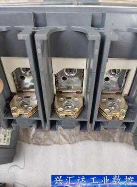施耐德CVS400N塑壳断路器，400A的2台，320A的4  询价下单