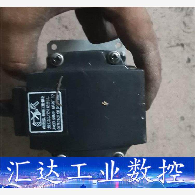 三菱伺服电机，型号HC-MF