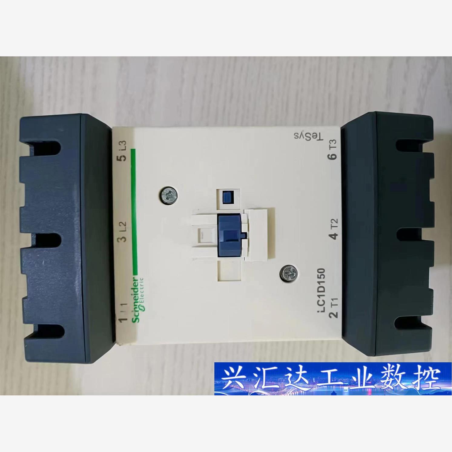 施耐德原装交流接触器LC1