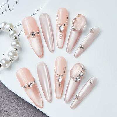 细狗长尖穿戴甲中长款纯手工美甲富家千金超火绝美2025新款指甲贴