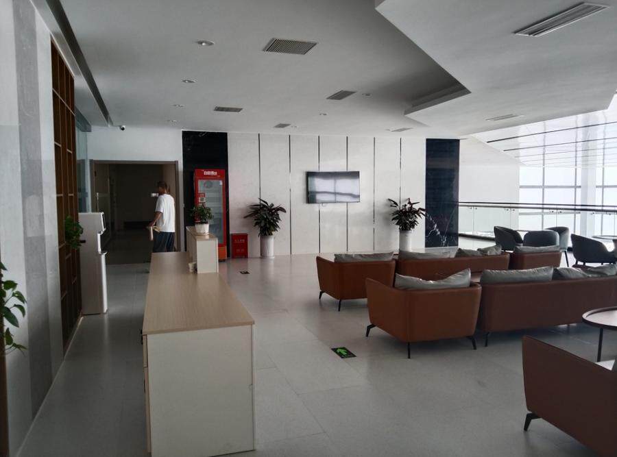 6月1日商丘市梁园区平原办事处金桥路西侧土地一宗及地上附属物网络拍卖公告