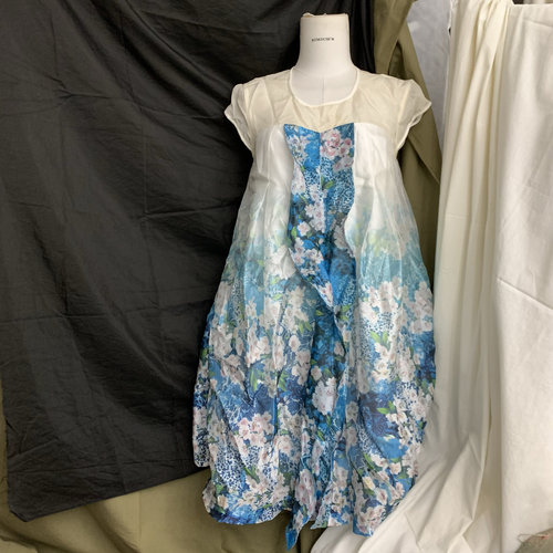伊华欧秀撤柜专柜正品2025新款女装百搭桑蚕丝连衣裙女裙子w690