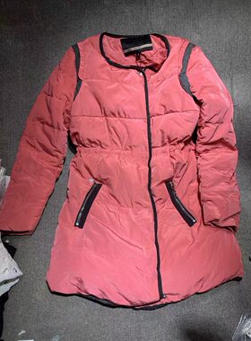 轻薄羽绒服女2024新款冬季洋气炸街派克面包服棉衣伊华欧秀w3