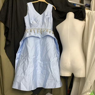伊华欧秀撤柜专柜2025新款女装百搭无袖连衣裙女裙子礼服w13