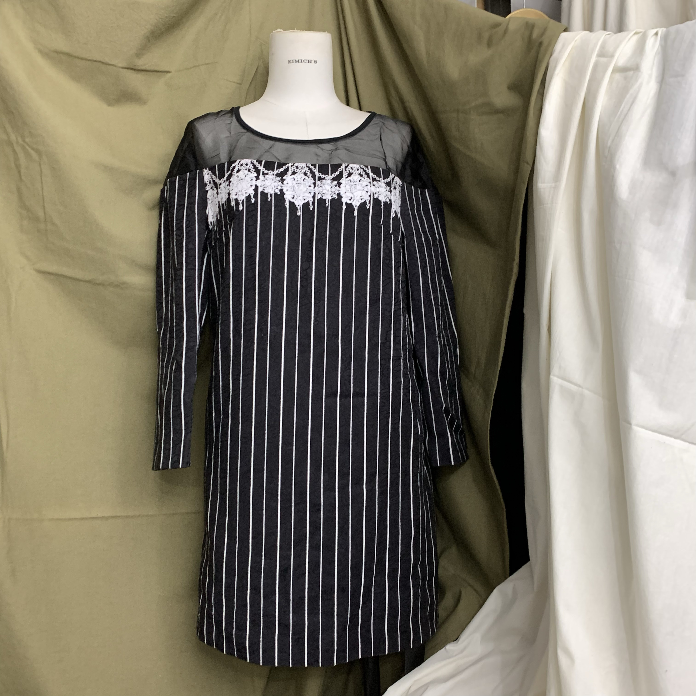 伊华欧秀撤柜专柜正品2025新款女装百搭长袖连衣裙女裙子w31