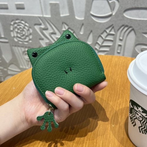 真皮卡包女2025新款网红小青蛙