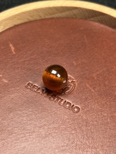 【特价】10.5mm+抚顺琥珀天花板超高桩纯净体次生蜡樱桃红单珠