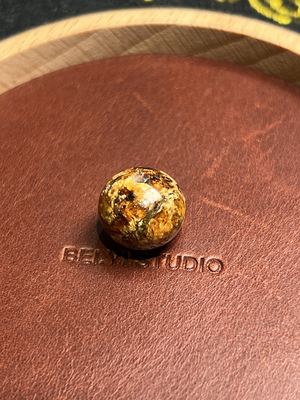 【特价】12.5mm+抚顺琥珀高桩特殊血壳溶洞花蜡单珠（25年+老珠）