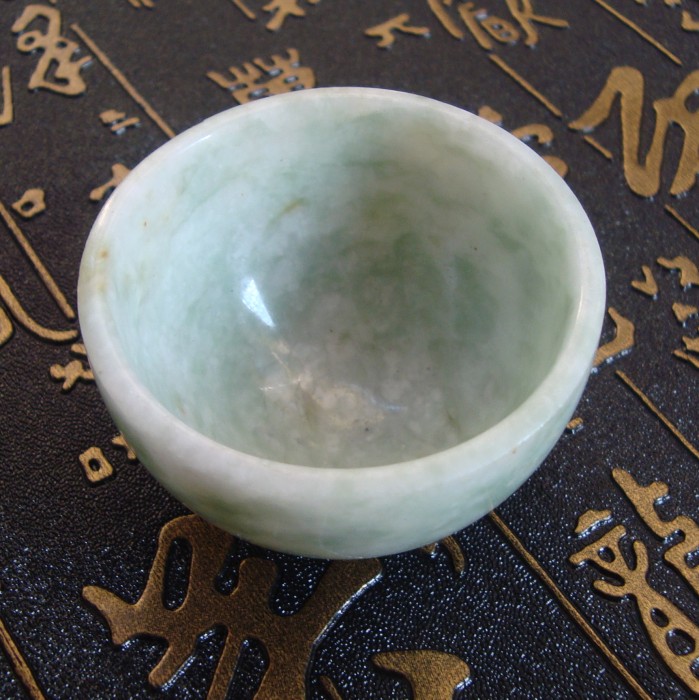 纯天然玉石玉器贵州翡翠玉石酒杯子玉碗功夫茶杯茶碗摆件