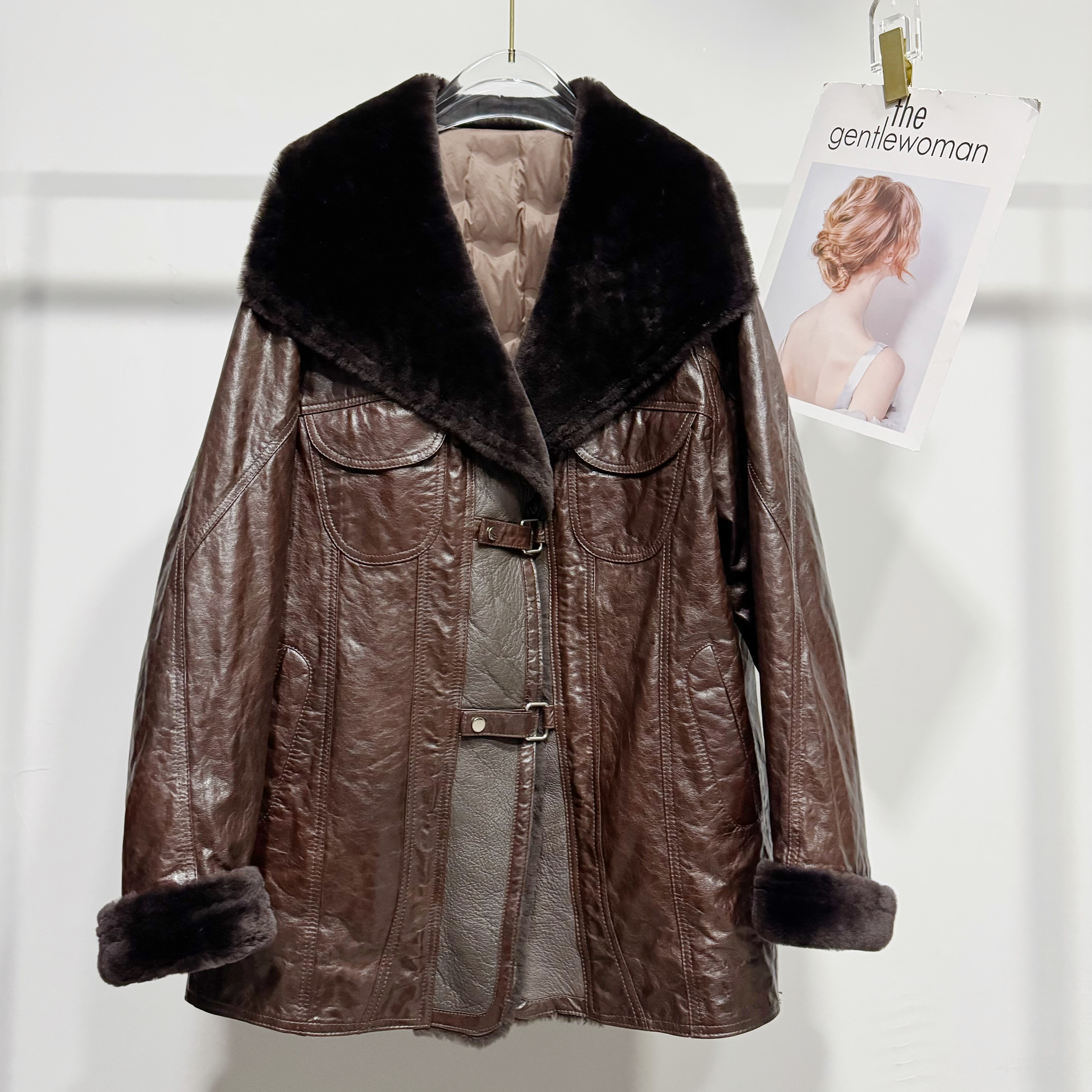 秋冬新款进口冷萃油蜡头层绵羊皮鹅绒服羊皮毛一体毛领羽绒外套