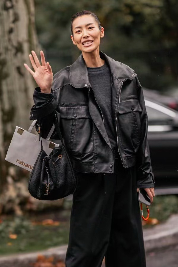 秋冬真皮皮衣进口头层绵羊皮外套女短款夹克全植鞣皮上衣刘雯同款