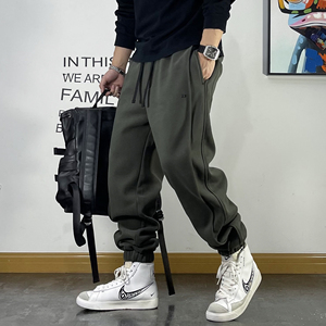 男士加绒卫裤宽松小脚绣标立体拼接加厚束脚裤青年冬季厚款运动裤