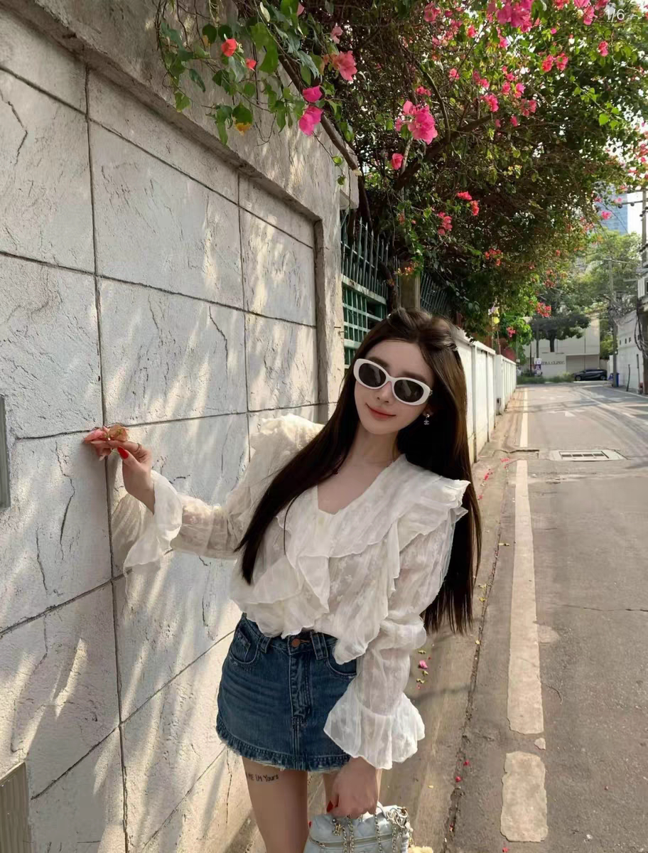 MH家 2026春季新款韩版时尚百搭显瘦荷叶边蕾丝喇叭袖宽松衬衫