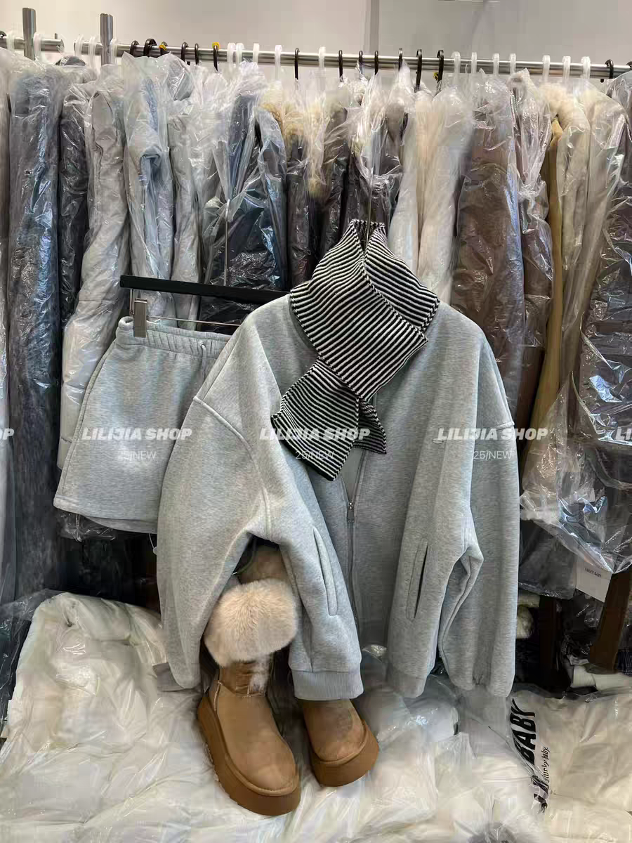 MH家 2025秋冬韩版宽松百搭拉链加绒卫衣外套+短裤配围巾三件套