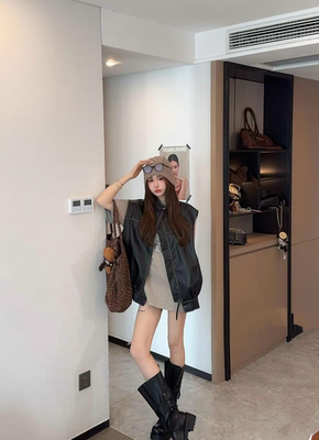 MH家 韩国东大门2025秋新款韩版时尚百搭显瘦圆领无袖皮衣马甲