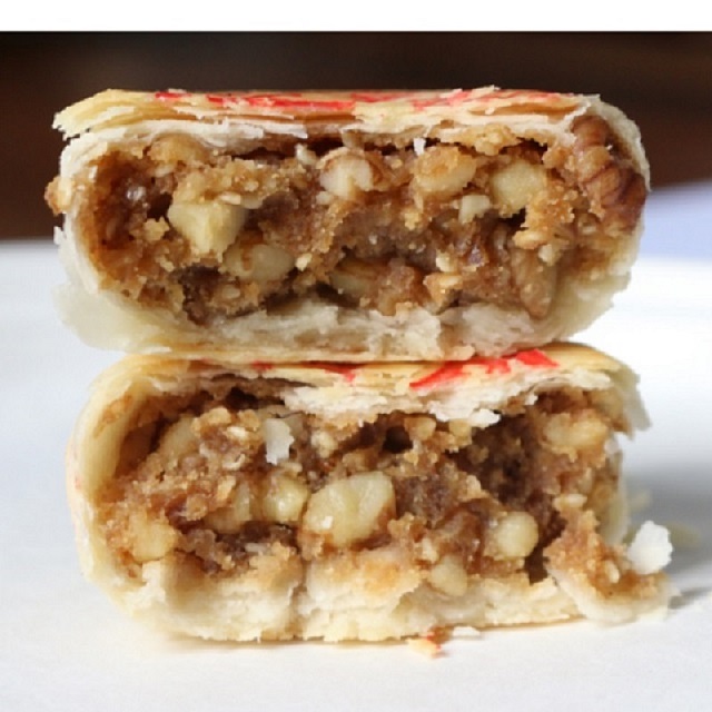 皮薄馅饱核桃仁多配料干净。