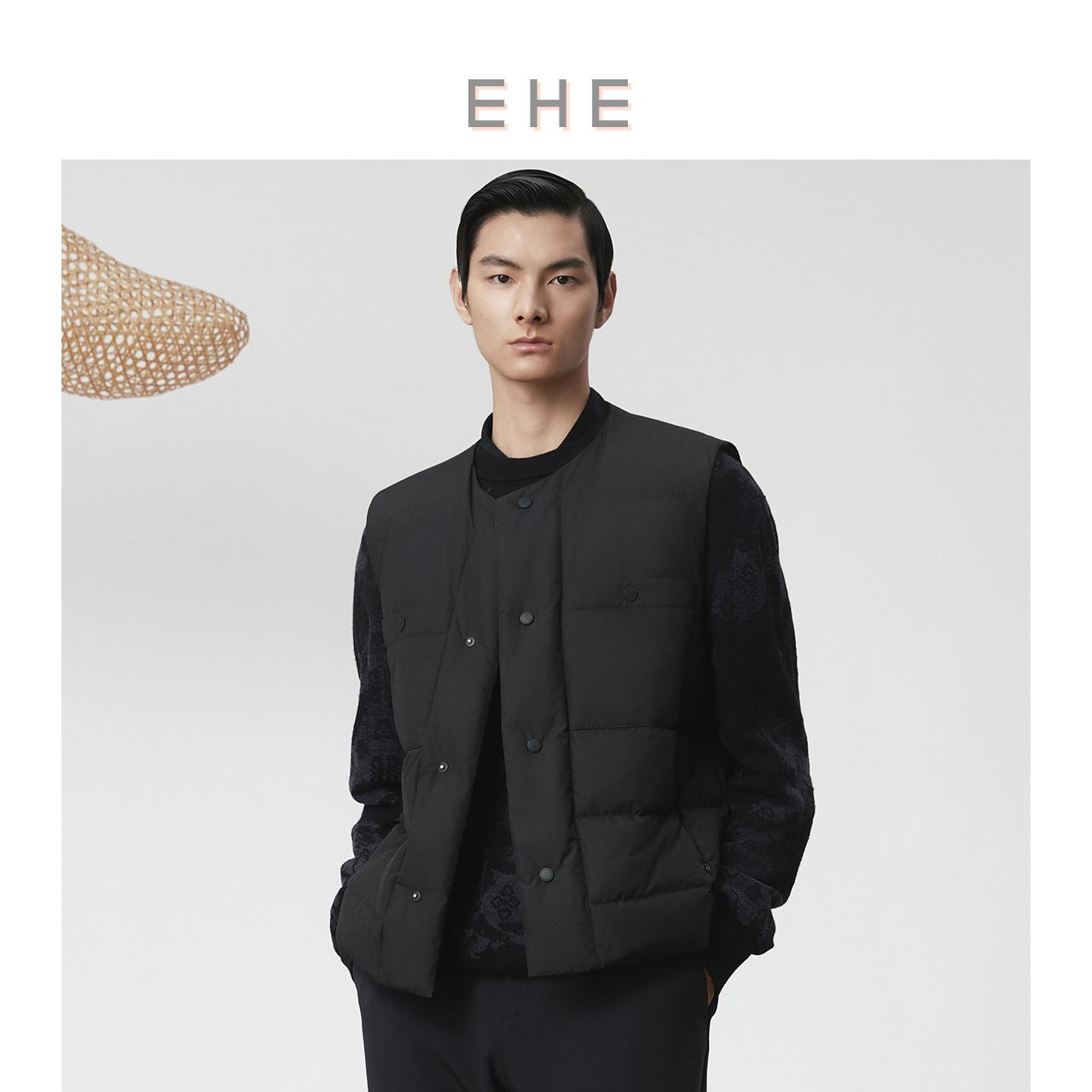 男装冬季新款黑色简约保暖马甲