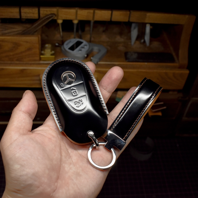 驯鹿奔驰马臀皮手工钥匙包可定制