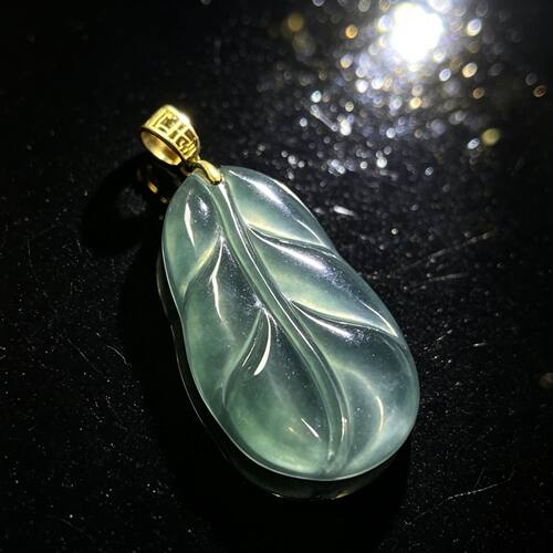 【香香专属】天然A货翡翠叶子吊坠