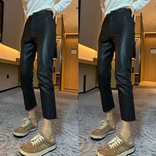 秋冬蛋白涂层PU皮裤女欧货休闲百搭高腰简约时尚加绒直筒九分裤潮