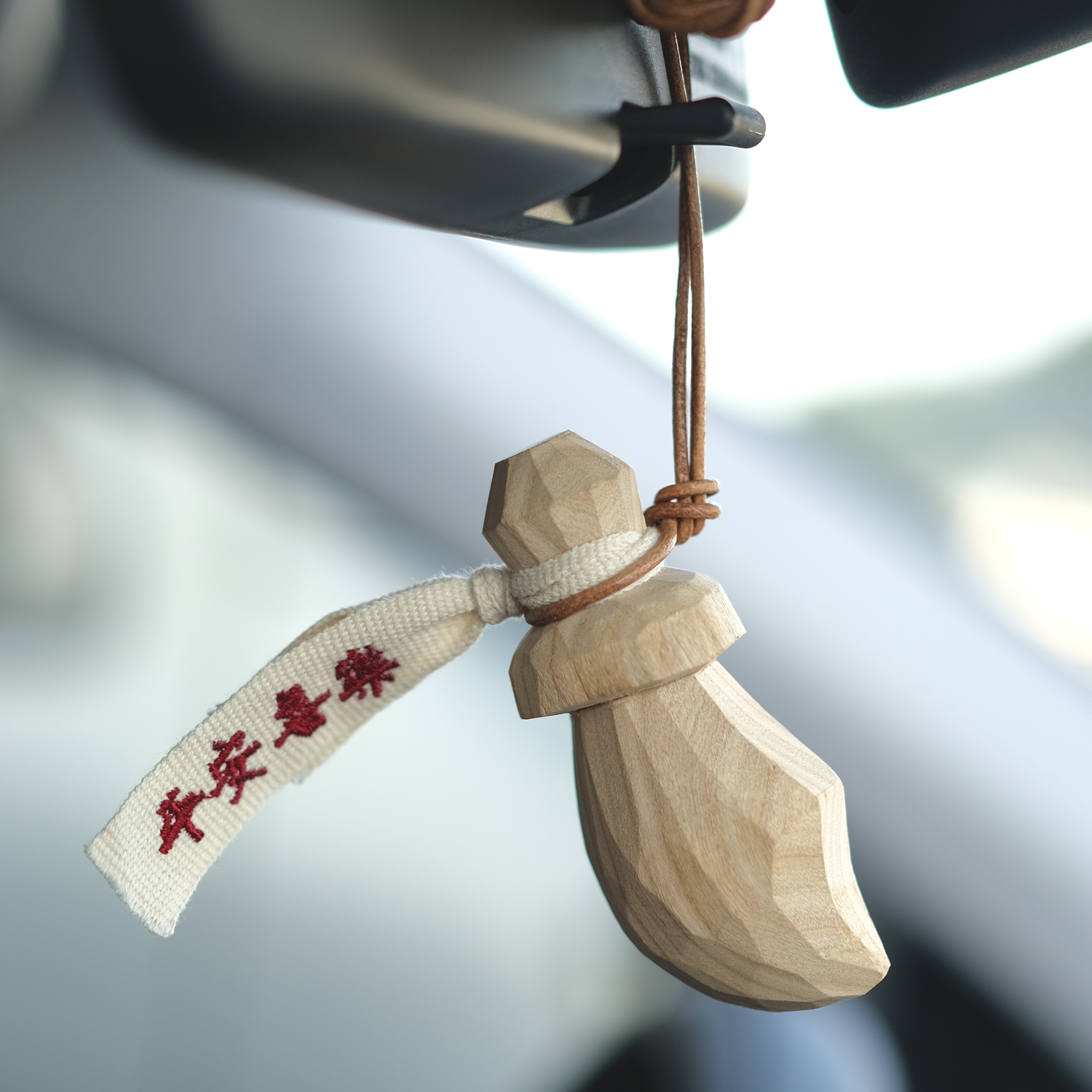 挂件手工雕刻祝福寓意小肥桃木剑