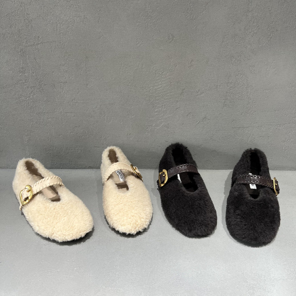 欧洲站先锋名典女鞋2025冬季新平底一字扣带毛毛鞋玛丽珍鞋豆豆鞋,女鞋,乐福鞋（豆豆鞋）,淘宝优惠券,粉丝福利购,淘宝优惠卷
