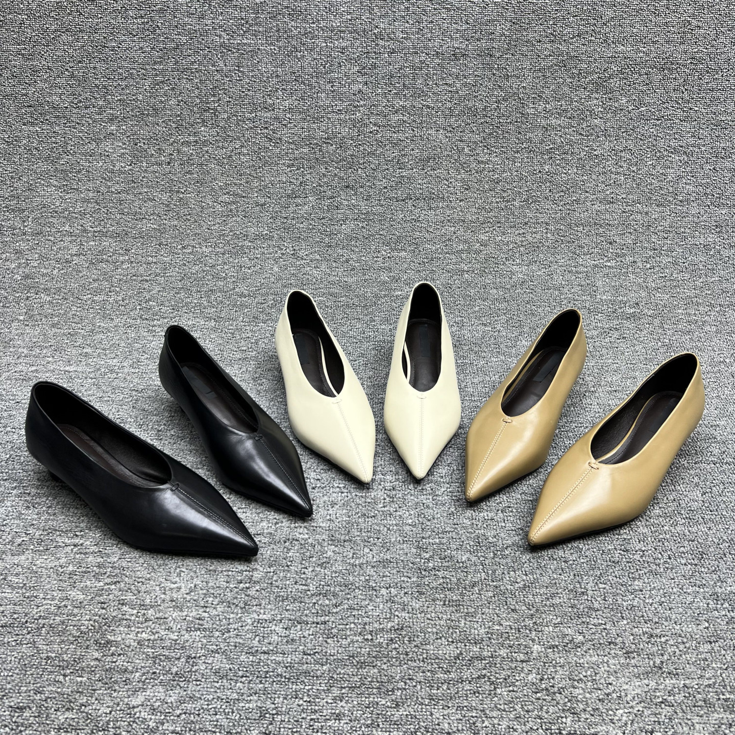 欧洲站2026春新款欧货真皮女鞋粗跟尖头胎牛皮中跟高跟鞋浅口单鞋