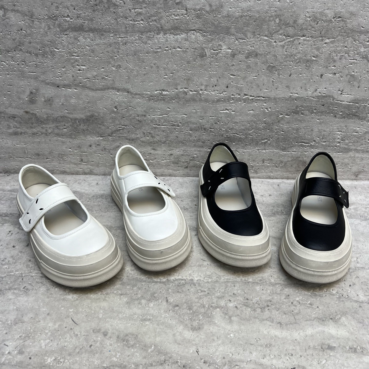 欧洲站2026春季新款欧货真皮女鞋厚底圆头做旧魔术贴单鞋玛丽珍鞋,女鞋,玛丽珍鞋,淘宝优惠券,粉丝福利购,淘宝优惠卷