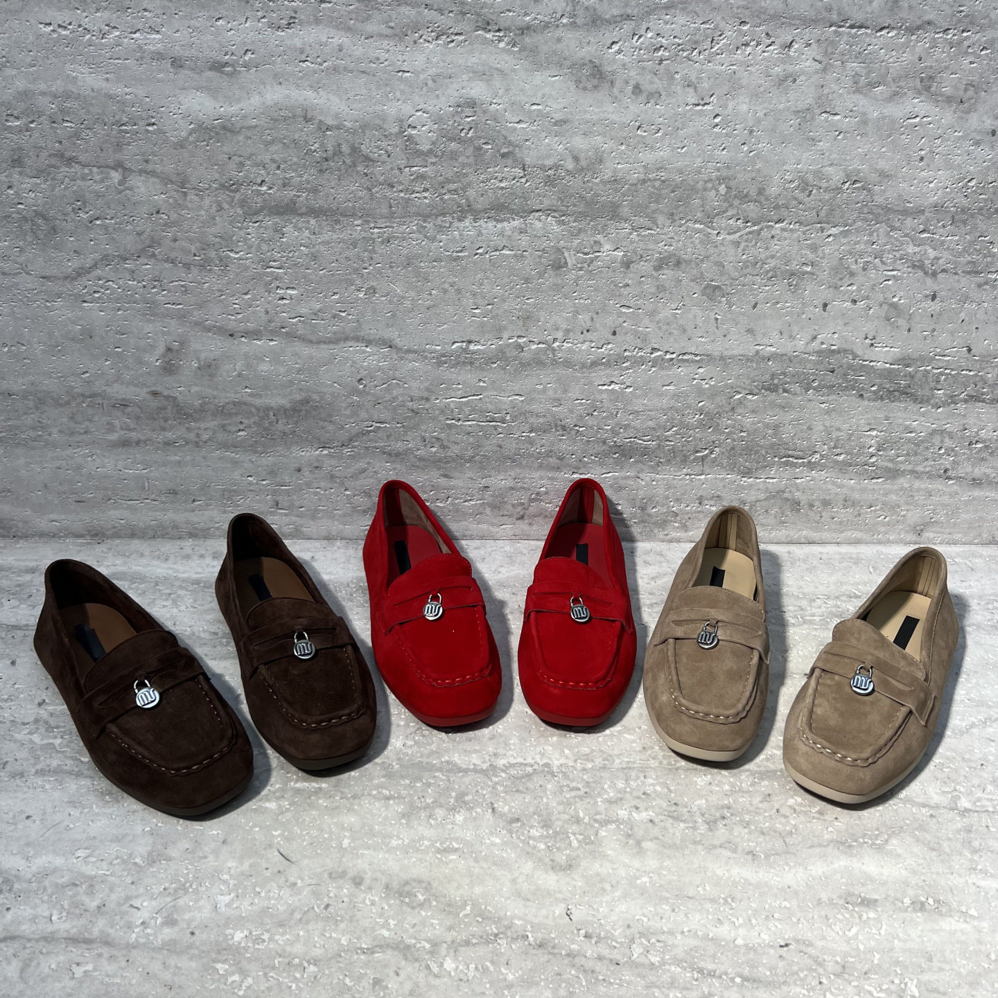 欧洲站2026春季新款欧货真皮女鞋低跟平底羊猄皮一脚蹬单鞋乐福鞋,女鞋,乐福鞋（豆豆鞋）,淘宝优惠券,粉丝福利购,淘宝优惠卷