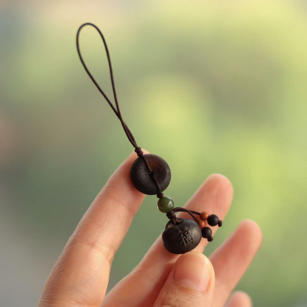 天然降真香平安扣手机挂搭配沉香福锁和田玉手机链挂件挂饰