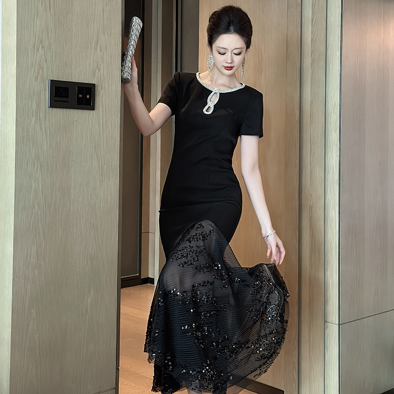 富家千金礼服裙2025夏季新款女装重工镶钻显瘦不规则连衣裙51251
