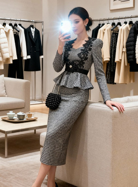 蕾丝拼接修身千鸟格连衣裙女秋冬收腰荷叶边气质通勤包臀裙21950