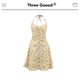 THREE GOOOD殷三吉OD夏日明媚印花系带挂脖荷叶边连衣裙SQ230337