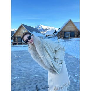 THREE GOOOD殷三吉  狐狸皮草大毛领90白鹅绒派克羽绒服