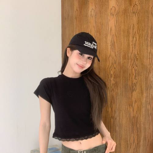 THREE GOOOD/三吉烫钻蕾丝短T恤DT240018