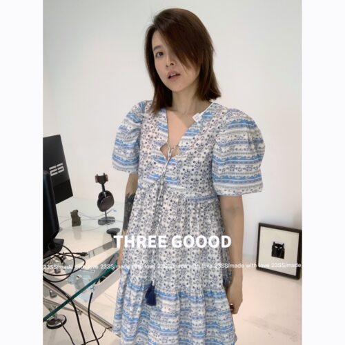 THREE GOOOD殷三吉D蓝调时光泡泡袖甜美风短款复古连衣裙SQ230325