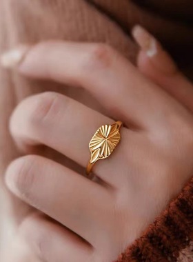 几何钛钢镀金印章戒指女嘻哈